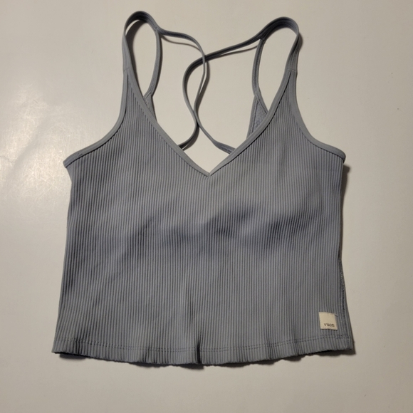 Vuori Ribbed Crop top. - Picture 4 of 11